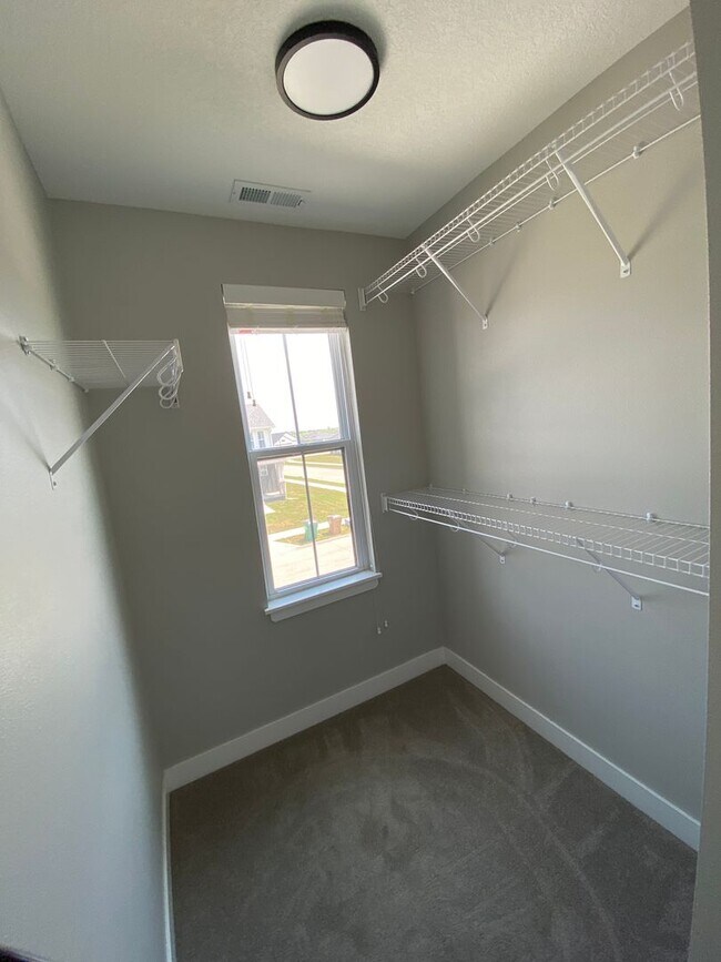 Foto del edificio - New build single family home!