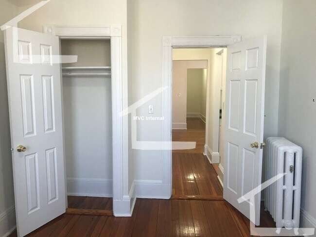 Building Photo - 93 Brighton Ave #8H Boston MA 02134