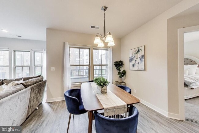 Foto del edificio - 10020 Ruffian Wy