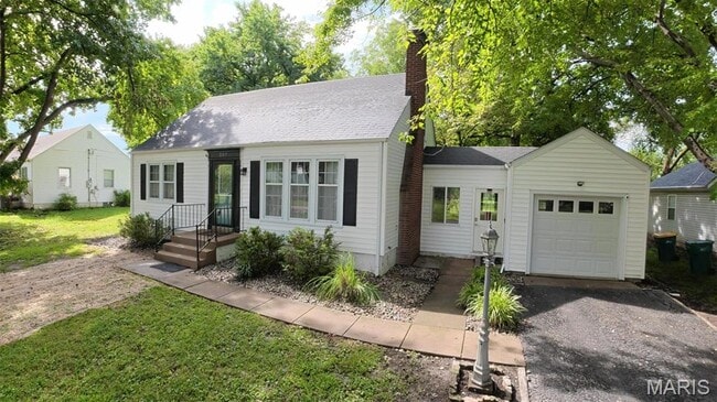 Building Photo - 207 Marilyn Dr
