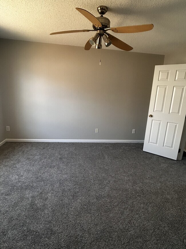 Foto del edificio - 2235 Turtle Point Dr