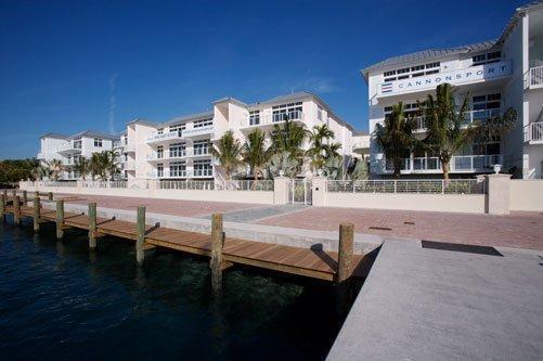 Foto principal - 182 Lake Dr
