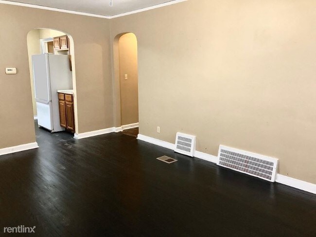 Building Photo - 3 br, 2 bath House - 3913 N 67th St