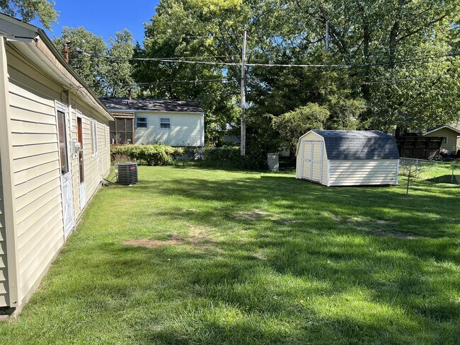 Foto del edificio - 2611 Sheridan Dr