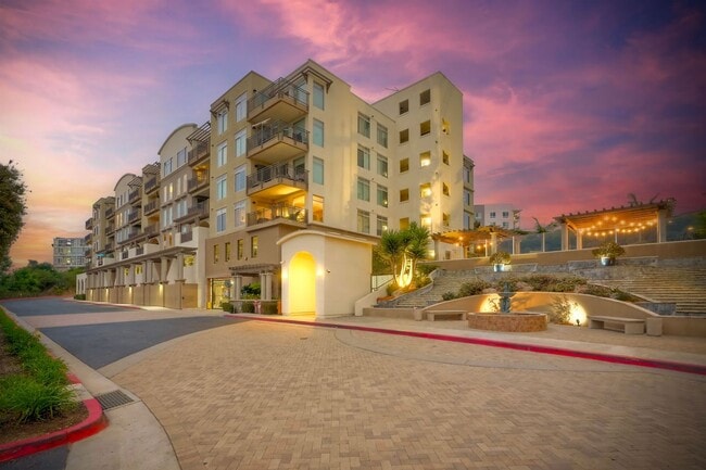 Building Photo - 1019 Costa Pacifica Way