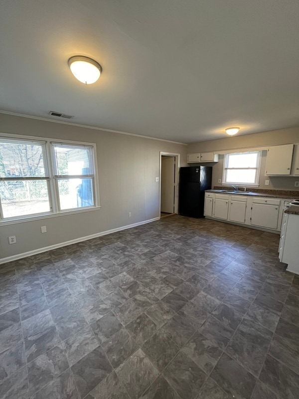 Building Photo - 526 Huntsmoor Dr