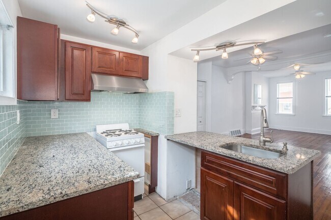 Foto del edificio - Two Bed Point Breeze Townhouse