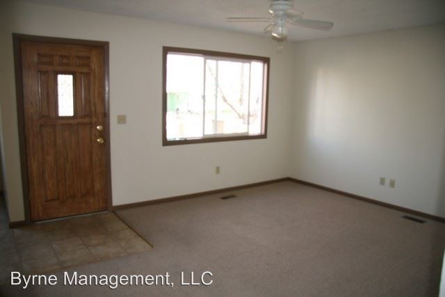 Building Photo - 3 br, 1 bath House - 1812 Saratoga Drive