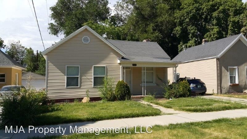 Primary Photo - 3 br, 1 bath House - 320 W 400 N