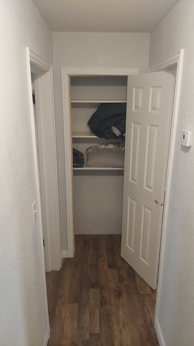 Foto del edificio - 1202 Anna Lee Dr