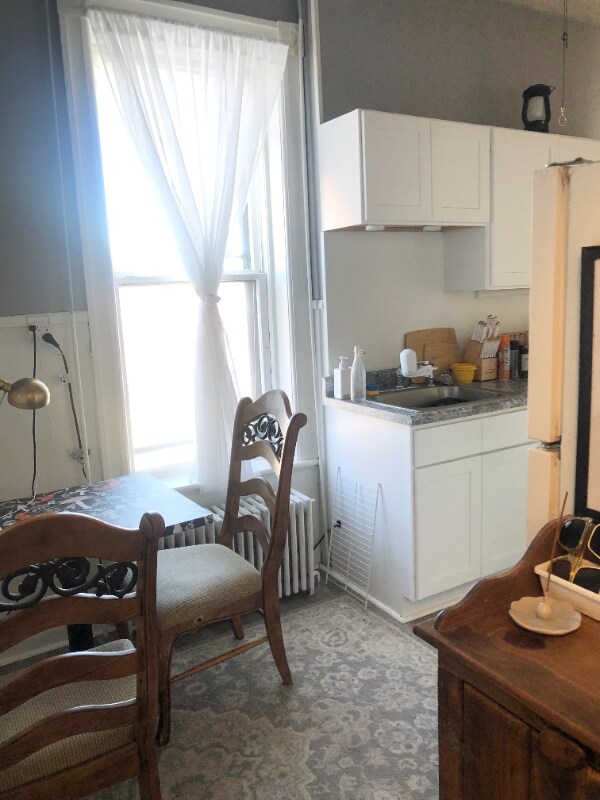 1440 1st Ave, Watervliet, NY 12189 Room for Rent in Watervliet, NY