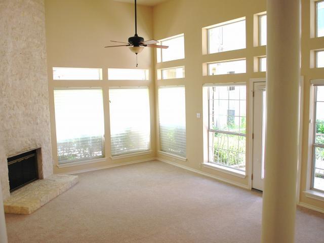 Foto del edificio - 2918 Ranch to Market Rd 620
