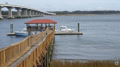 Building Photo - 1231 Ladys Island Dr