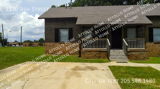 Building Photo - 3-Bed/1-Bath All-Brick Duplex in West Tusc...