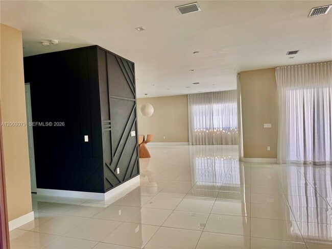 Building Photo - 8108 NW 48th Terrace