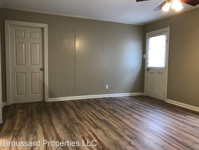 Building Photo - 2 br, 1 bath House - 608 Delhomme Avenue