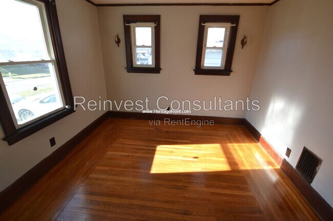 Foto del edificio - 1816 Sterling Ave
