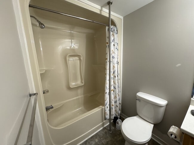 Photo du bâtiment - 151 Queen St