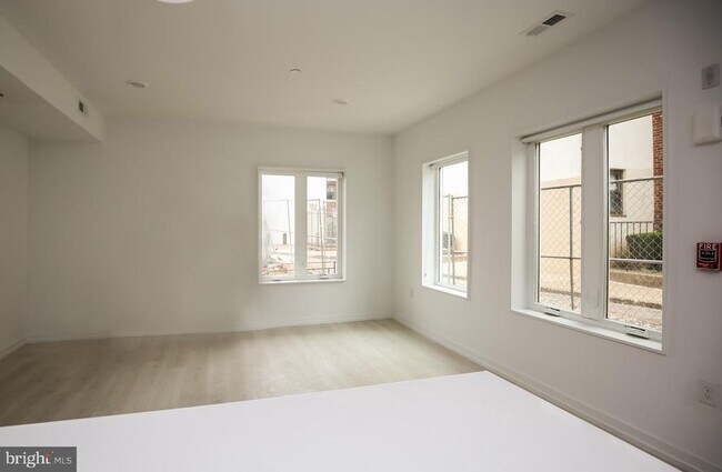 Foto del edificio - 1250 North St