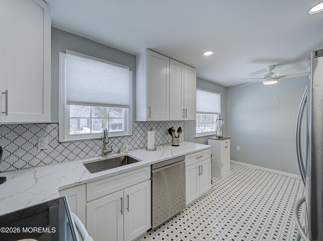 Building Photo - 29A Birchwood Dr