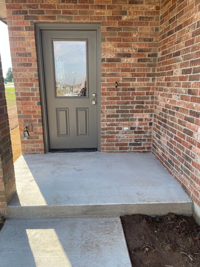 Foto del edificio - 3 bedroom duplex in Newcastle