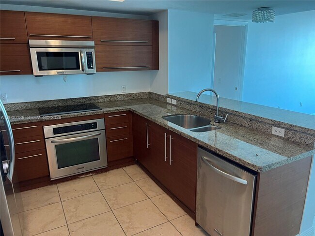 Foto del edificio - 2641 N Flamingo Rd