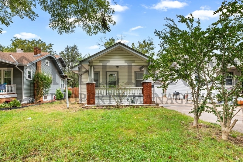 Foto principal - 621 S Green St