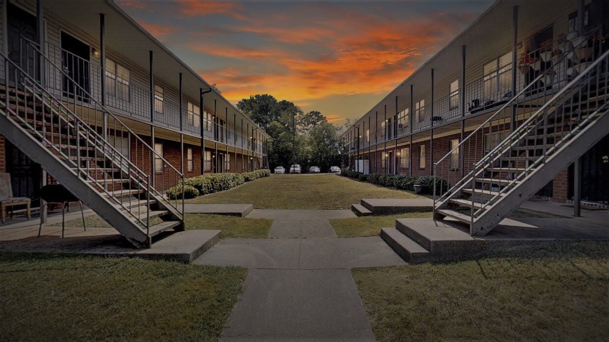 Foto principal - 5819 Monte Sano Rd