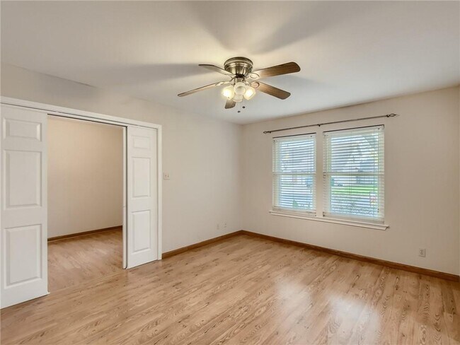 Foto del edificio - 9104 Frostwood Trail