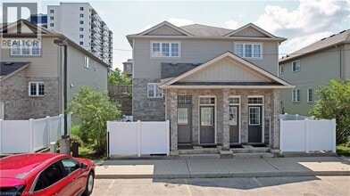 Building Photo - 240 Westmeadow Dr