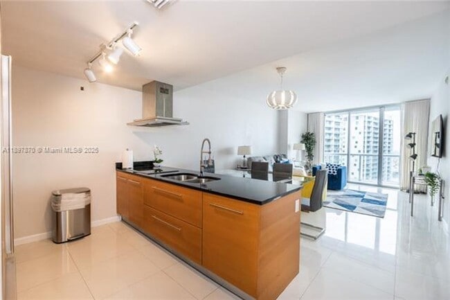 Foto del edificio - 485 Brickell Ave