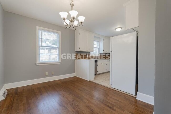 Building Photo - 227 17th St
