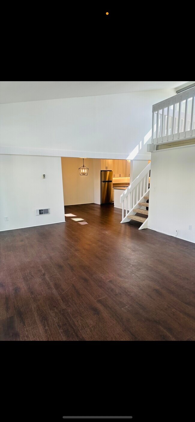 Foto del edificio - 830 Camino Real