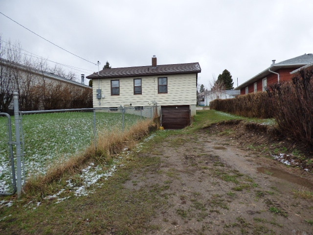 Building Photo - 1309 W Water St