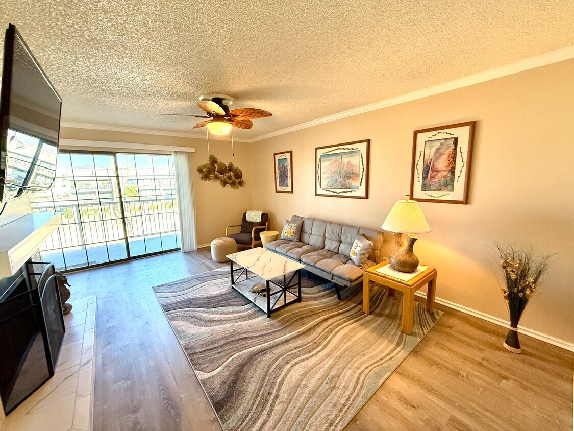 Primary Photo - Beautiful Furnished 2 Bed / 2 Bath Condo in Laguna Nueva – Colorado River Living! 1-3 Month Term