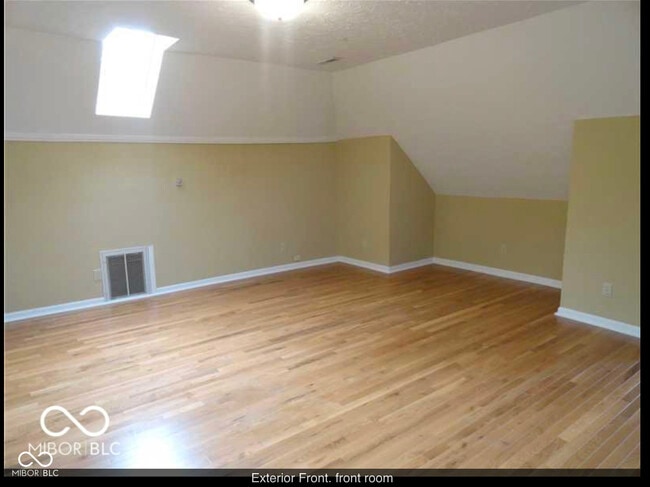 Building Photo - 1839 Talbott St