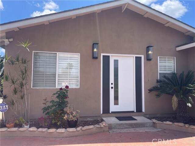 Foto del edificio - 408 E Elm St