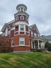 Building Photo - 549 Westford St