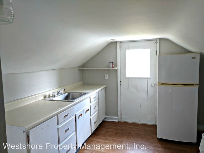 Building Photo - 1414 Winters St