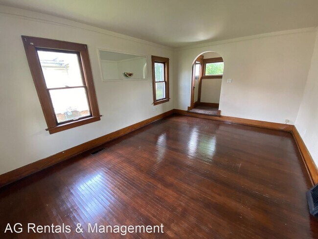 Foto del edificio - 3 br, 1.5 bath House - 710 E Rudisill Blvd