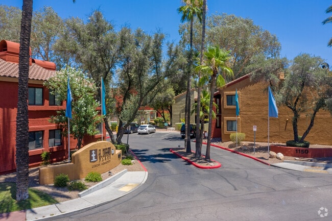 Building Photo - El Dorado Place