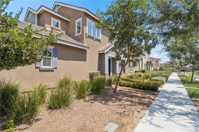 Building Photo - 2811 E Kendall Ln