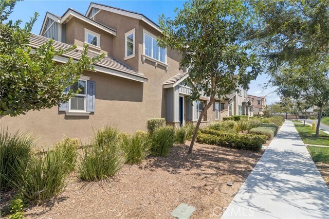 Foto del edificio - 2811 E Kendall Ln