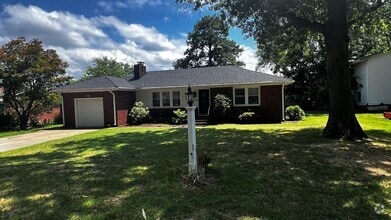 Building Photo - 3813 Bruce Rd
