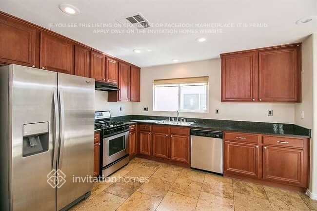 Building Photo - 7423 Scottish Castle Ave