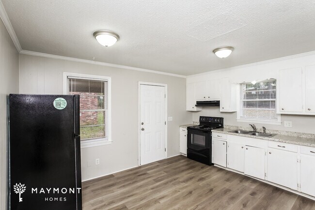 Building Photo - 813 Seton Rd