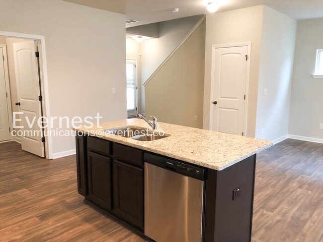 Building Photo - 742 Galveston Way