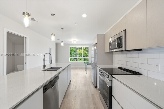 Foto del edificio - 2505 NE 193rd St