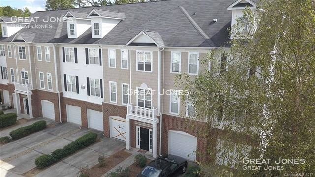 Building Photo - 6437 Park Pond Dr