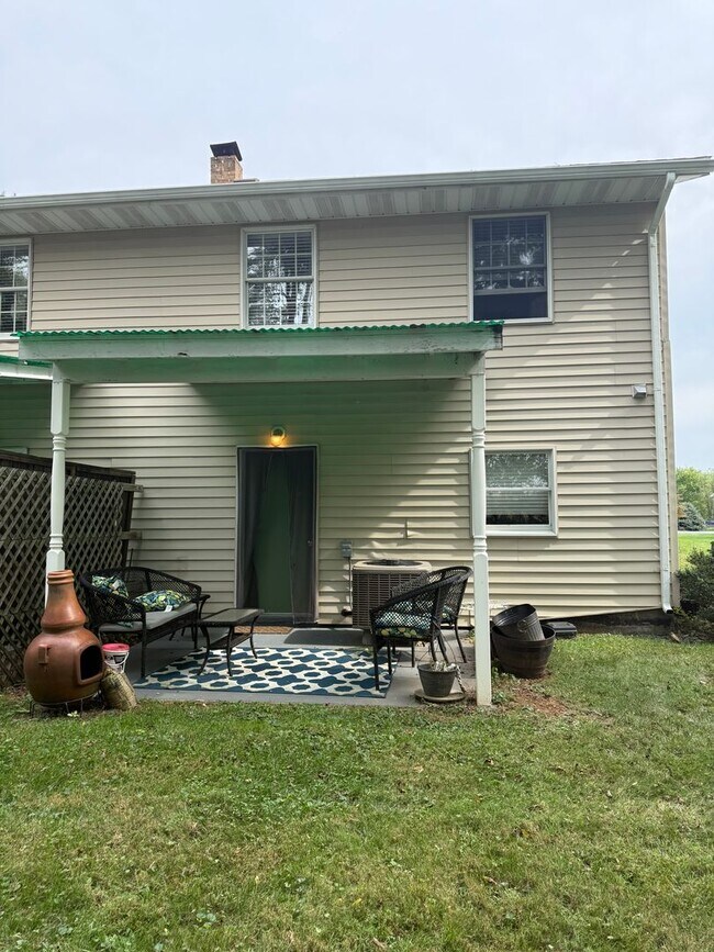 Foto del edificio - 11755 Village Heights Dr